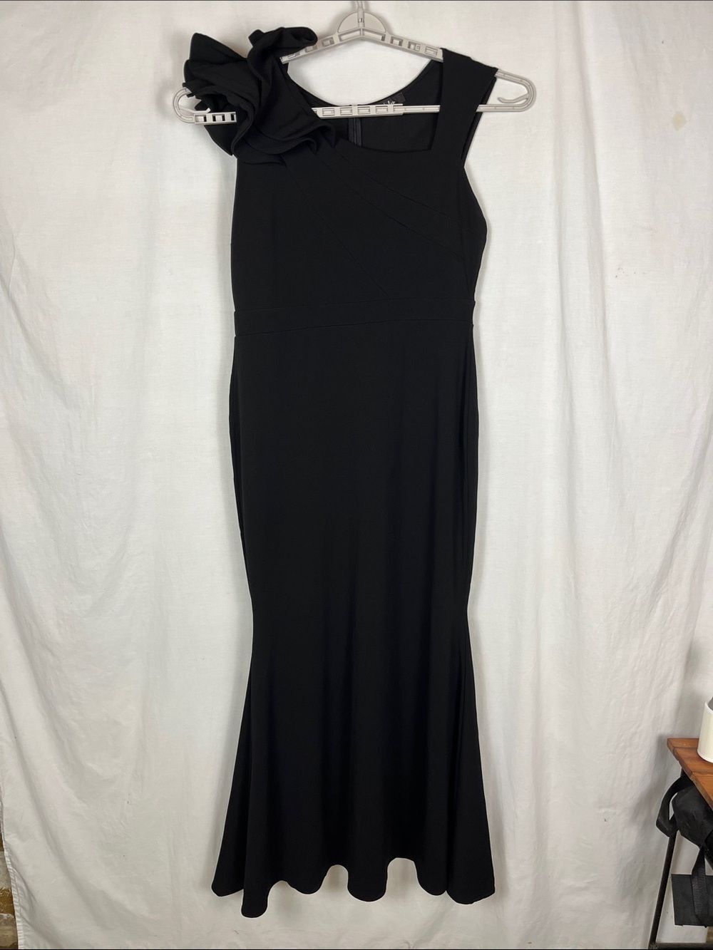 Lulus Black Ruffle Sleeveless Maxi Cocktail Dress